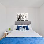 Fully Furnished Apartment, Floor 33, With Sea View