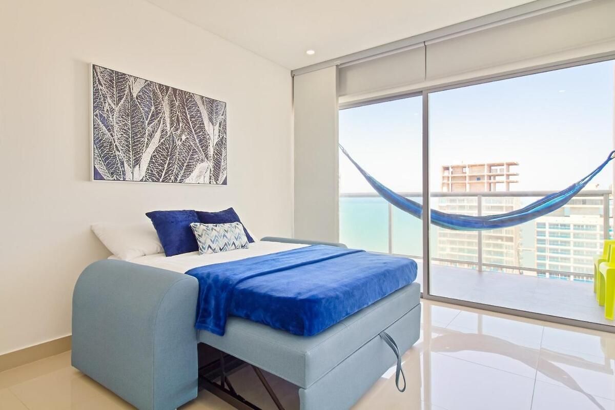 Fully Furnished Apartment, Floor 33, With Sea View
