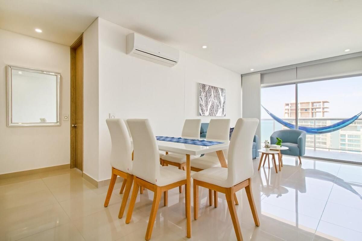 Fully Furnished Apartment, Floor 33, With Sea View *