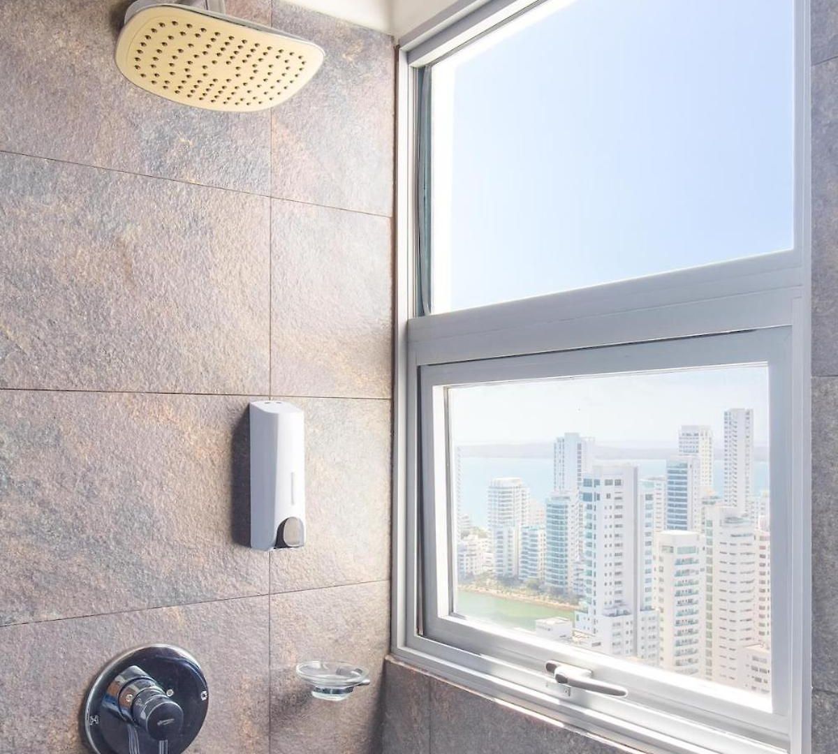 Fully Furnished Apartment, Floor 33, With Sea View * Cartagena