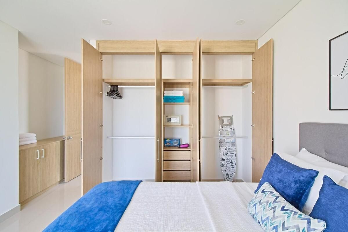 Fully Furnished Apartment, Floor 33, With Sea View Cartagena
